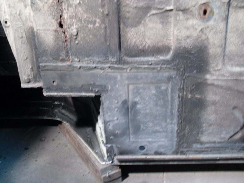 Datei:Radhaus hinten Fahrerseite.jpg